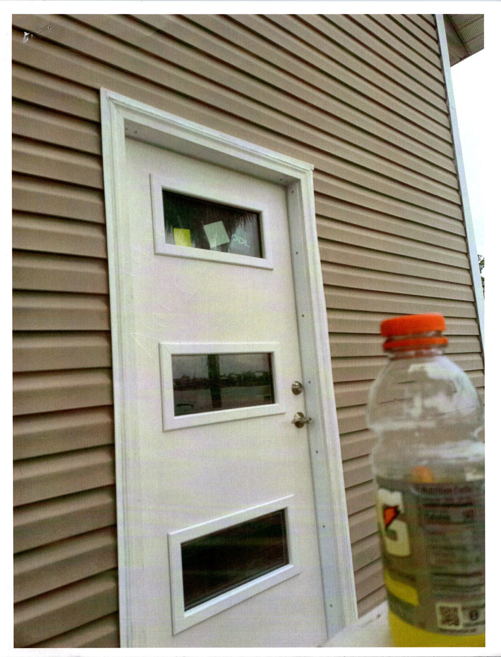 Custom decorative vanes installation